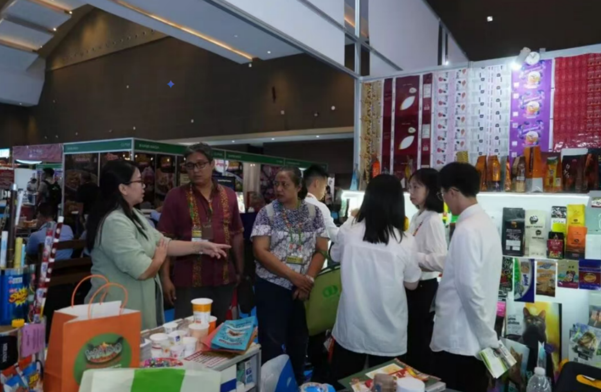 中国国际包装、印刷、塑料机械及零配件(印尼)展及出口中国对接会在印度尼西亚雅加达成功举办